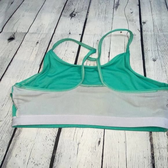 Fabletics Women's Sports Bra Full Coverage Light Support Small - Picture 6 of 8